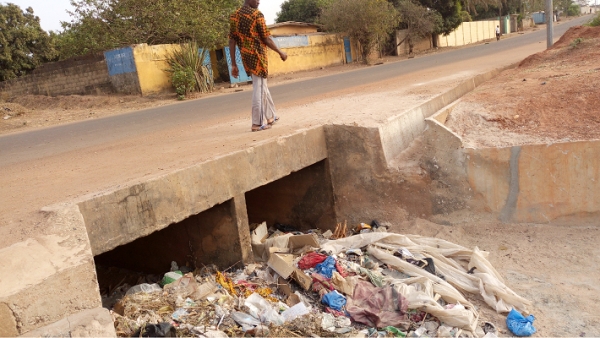 Un caniveau de la ville de Ferkessédougou 