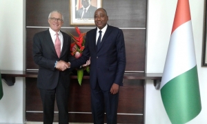 Côte d’Ivoire : Général Electric veut relever les plateaux techniques des hôpitaux nationaux