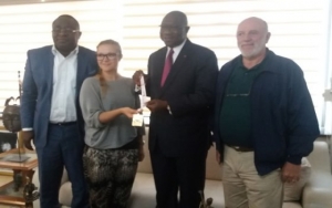 Tir à l&#039;Arc : La championne d&#039;Afrique Carla Frangilli reçoit les félicitations du gouvernement ivoirien