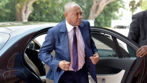 Sport : La garde à vue du président de la Confédération africaine de football, Ahmad Ahmad, levée