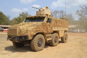 Des soldats ivoiriens ont fait une démonstration avec le Titus au terme d&#039;une formation