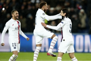 Cavani rebondi à Manchester United