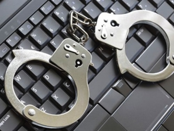 La cybercriminalité, &quot;obstacle au développement&quot; et &quot;menace&quot; contre la paix en Afrique francophone