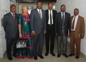 Prix d’excellence 2015: le ministre Gnamien Konan récompense les lauréats des meilleurs promoteurs immobiliers et syndicats de copropriétaires