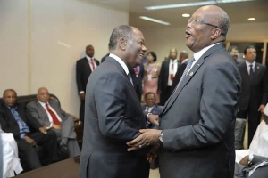 Les président ivoirien Alassane Ouattara et burkinabé Roche Kaboré