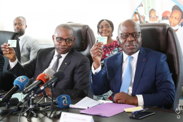 Côte d&#039;Ivoire/ Couverture maladie universelle (CMU): le décret de mise en œuvre de l&#039;obligation d&#039;enrôlement prend effet dans 6 mois