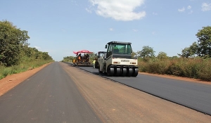 Côte d’Ivoire : début des travaux de bitumage de l’axe Odienne-Gbeneban lundi
