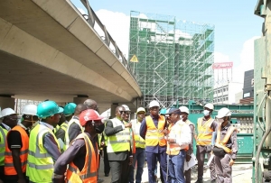 Construction de l’échangeur de l’Amitié ivoiro-japonaise : le ministre Amedé Kouakou s’enquiert de l’évolution des travaux de la seconde phase