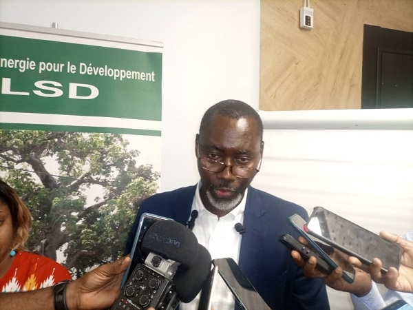 Changement climatique : Aly Marie Sagne (LSD) attire l’attention de la BAD sur ses engagements en matière d’économie verte et transition énergétique