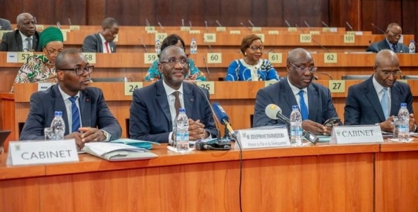 C&ocirc;te d&rsquo;Ivoire :  le Senat ivoirien adopte le PND 2026-2030 de plus de 114 000 milliards FCFA