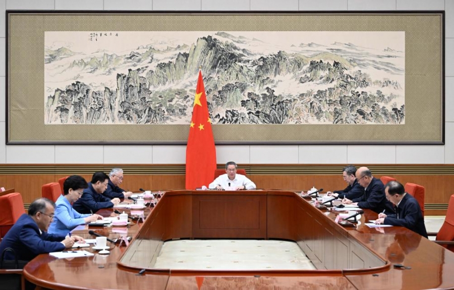 Le PM chinois appelle à des efforts pour améliorer la transformation des acquis scientifiques et technologiques