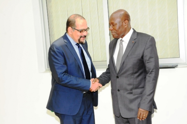 Alain Feler représentant-résident FMI et le vice-président Daniel Kablan Duncan