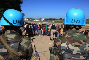 Mali: L&rsquo;attaque sur des casques bleus condamn&eacute;e