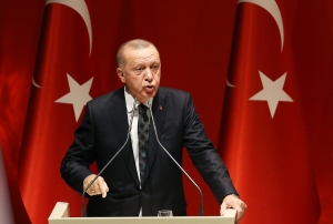 Méditerranée: Erdogan qualifie Emmanuel Macron d&#039; ”ambitieux incapable”