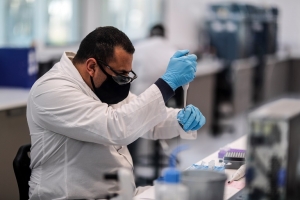 Covid-19: Un 11e vaccin en phase d&#039;essais cliniques