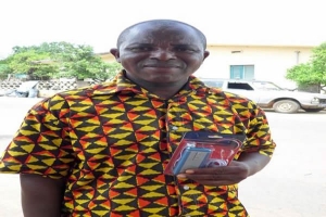 Côte d&#039;Ivoire : Il a inventé une prothèse auditive pour les mal entendants, mais sans moyen pour le commercialiser